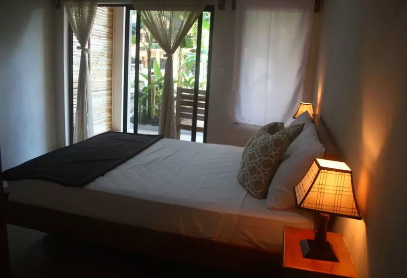 ユースホステル Casa Del Mar Surf Destiny