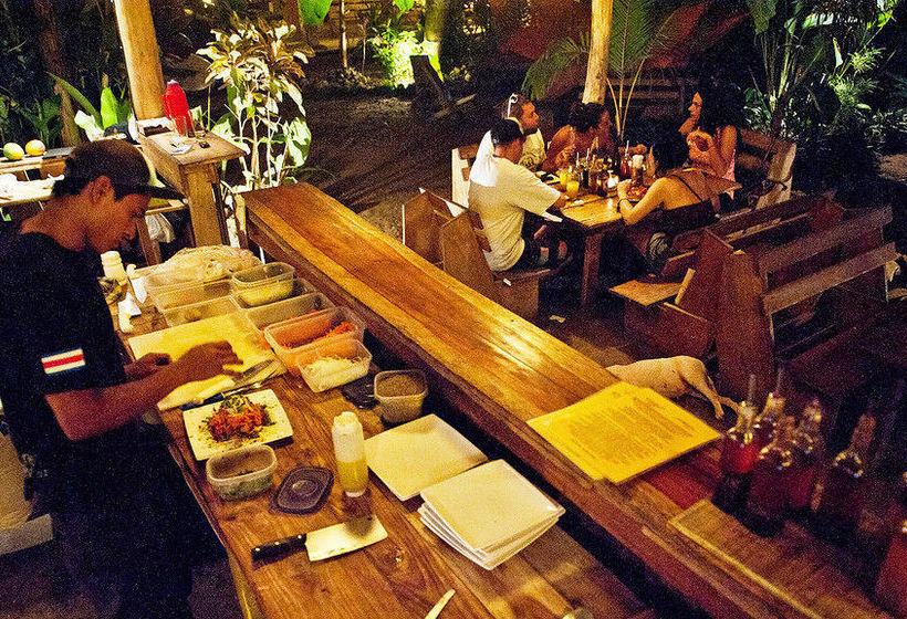 ユースホステル Casa Del Mar Surf Destiny