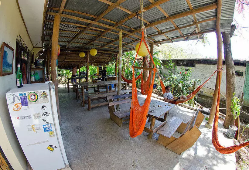 ユースホステル Casa Del Mar Surf Destiny