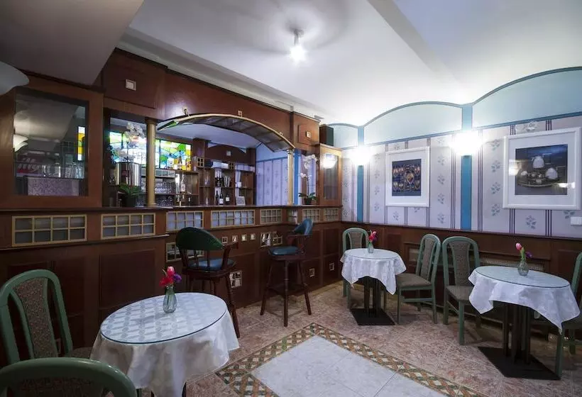 Art Deco Hotel Hoffmann