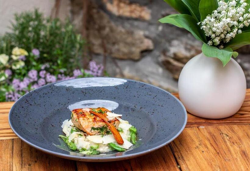 Boutique Hotel U Solné Brány