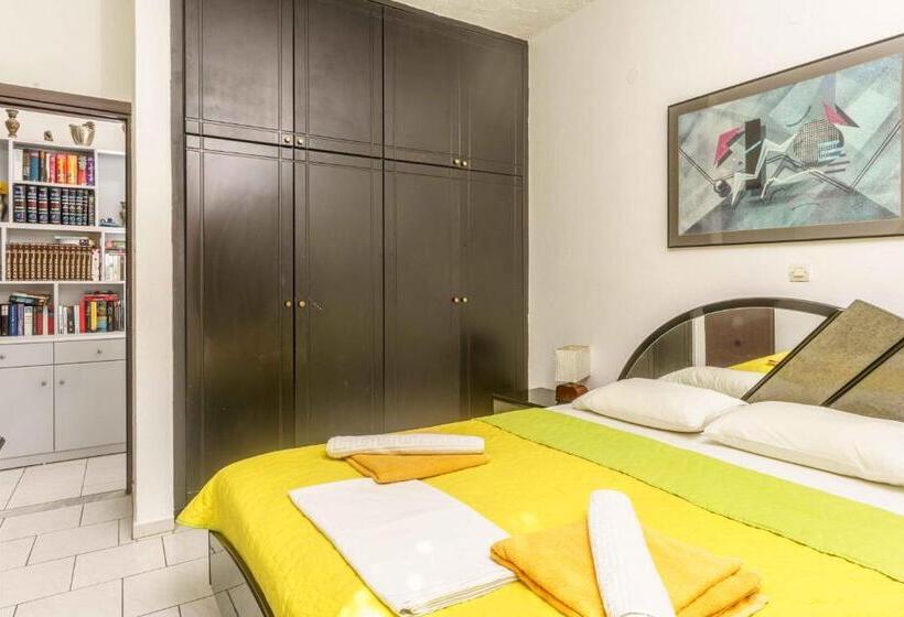 Отель Alexander Beach