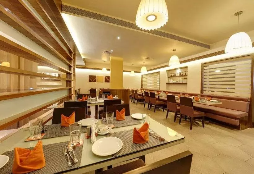 ホテル Regenta Place Raysons Kolhapur