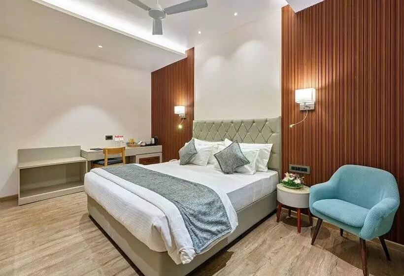 ホテル Regenta Place Raysons Kolhapur