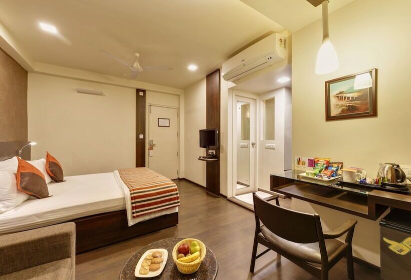 Отель Regenta Place Raysons Kolhapur