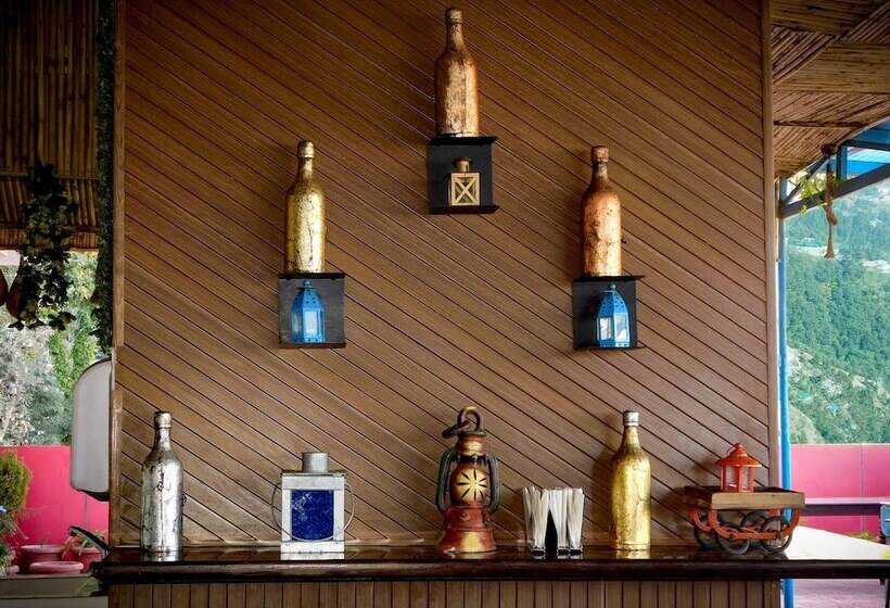 ホテル Crystal Palace