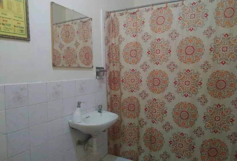 ホテル El Manzano Hostel