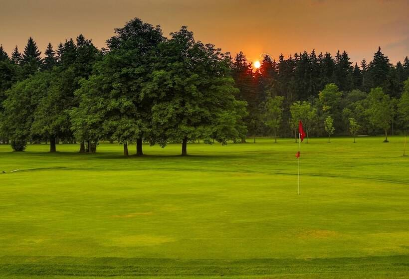 ホテル Ensana Nové Lázně