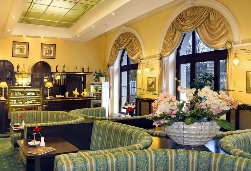 ホテル Ensana Nové Lázně