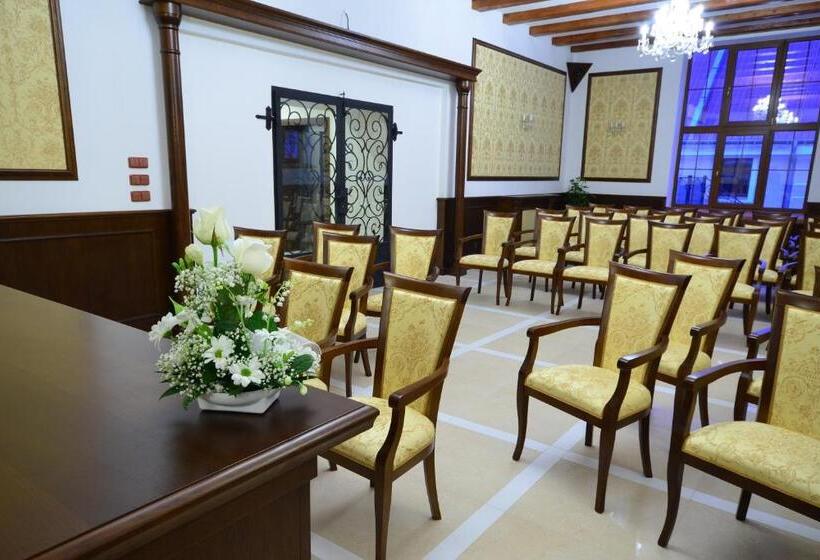 ホテル Malý Pivovar