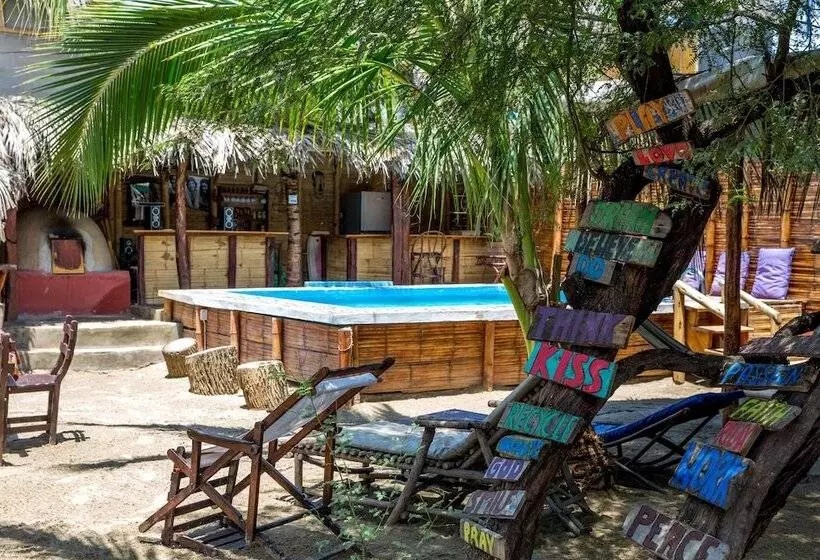 Hotelli Naif Rustic & Ecologic Lodge