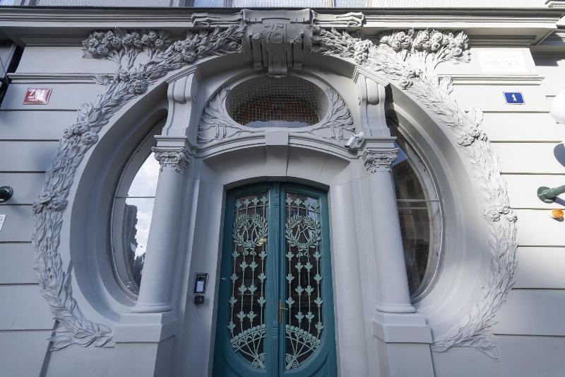 هتل Numa I Laurel