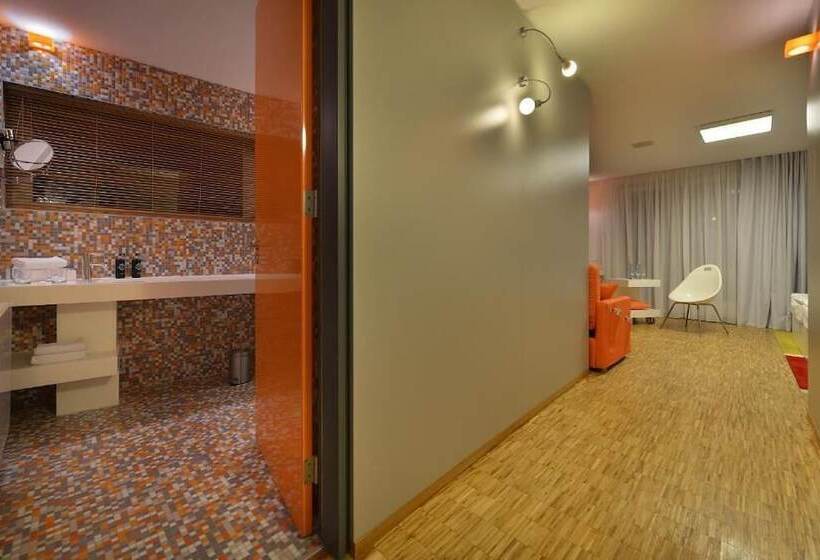 Omnia Hotel Relax & Wellness