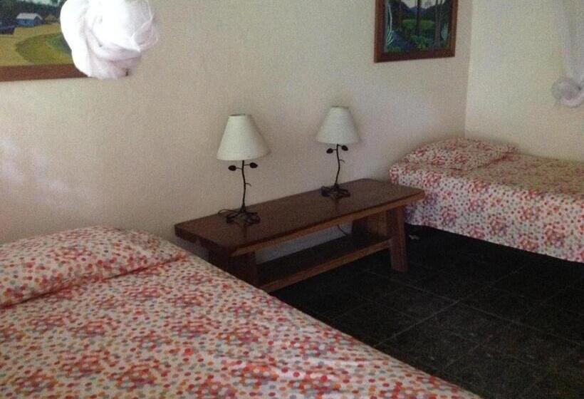 ホテル Piscina Natural On The Sea