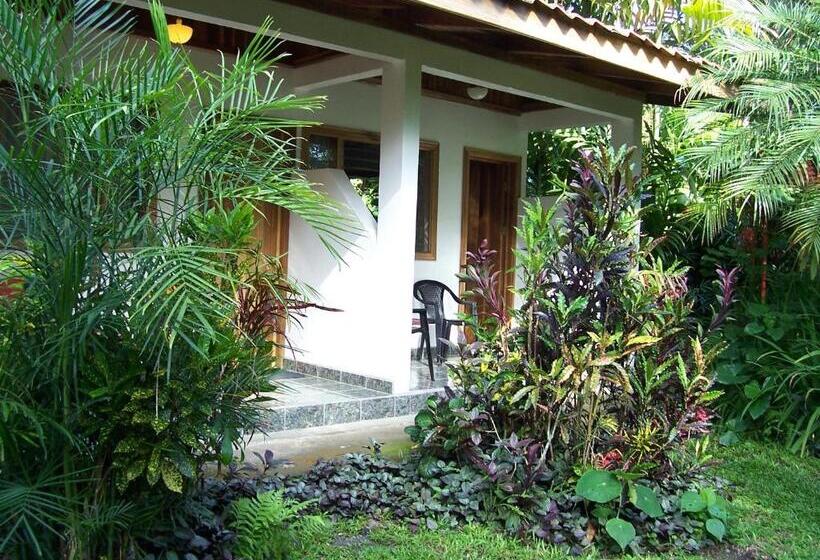 ホテル Piscina Natural On The Sea