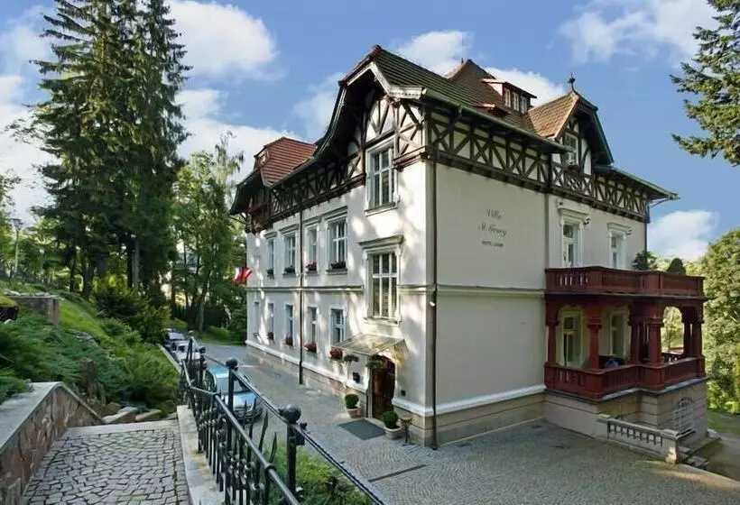 هتل Sant Georg Garni