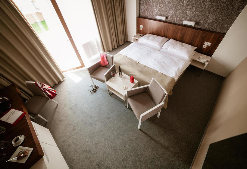 Отель Spa Resort Lednice