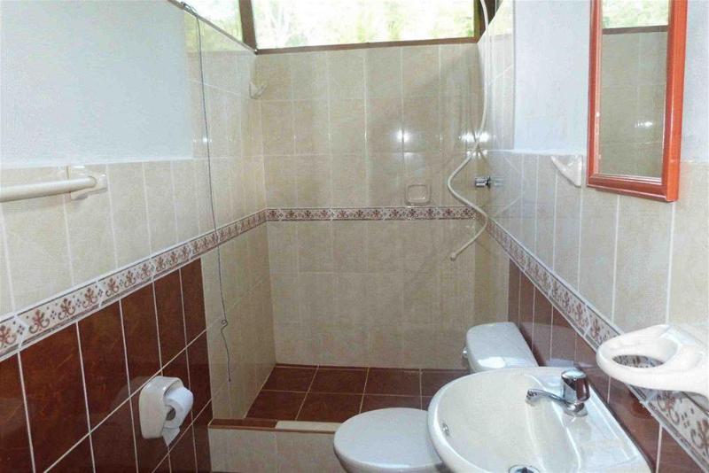 هتل Tarantula Hostel