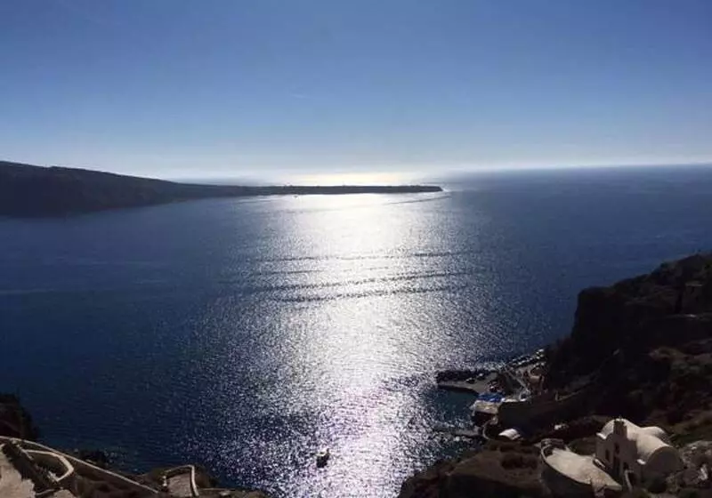 هتل Oia Memories Suites