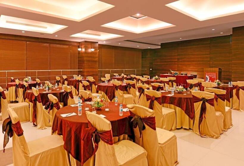 Hôtel Vijaya Tej Clarks Inn