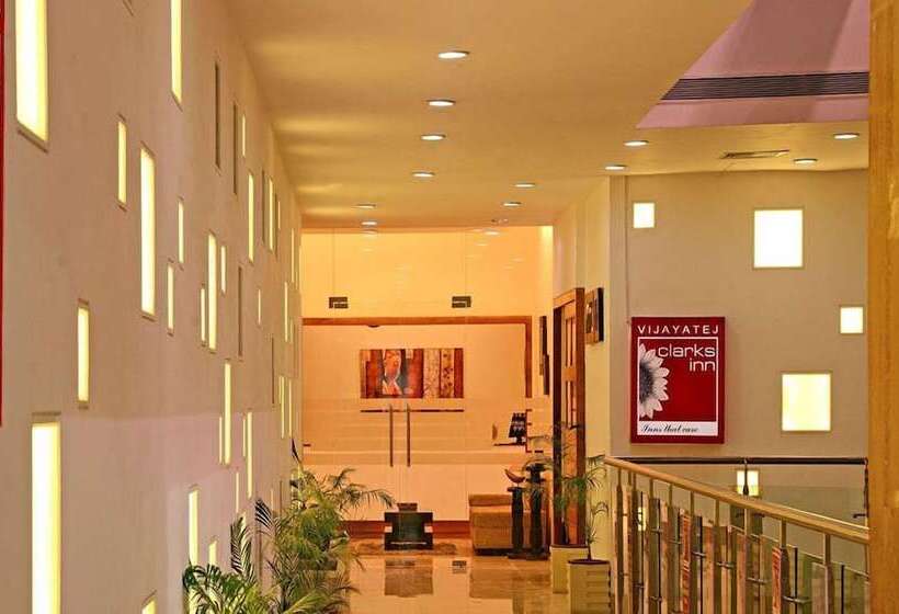 Hôtel Vijaya Tej Clarks Inn