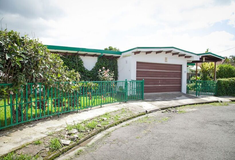 بنسيون Casa Kibi Kibi