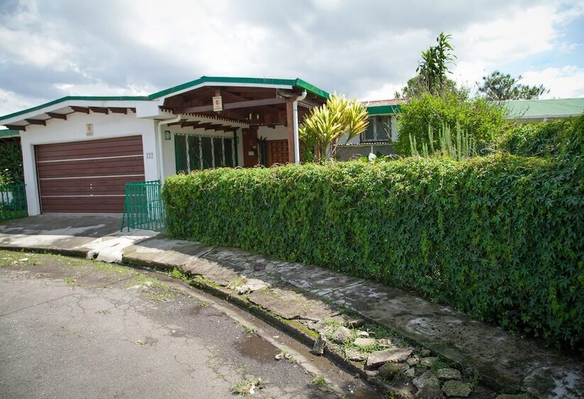 بنسيون Casa Kibi Kibi