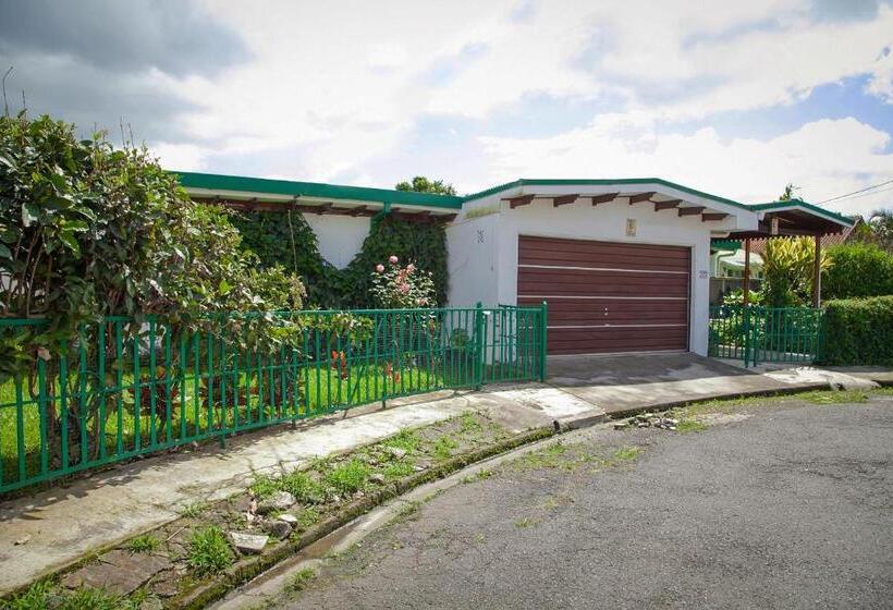 بنسيون Casa Kibi Kibi