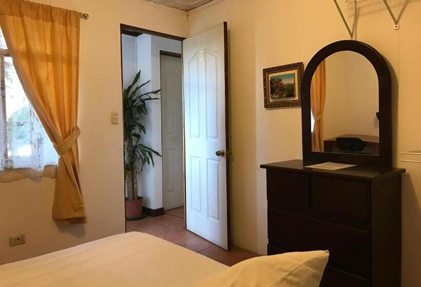 بنسيون Casa Kibi Kibi