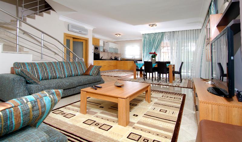 Отель Paradise Town Villa Lucky