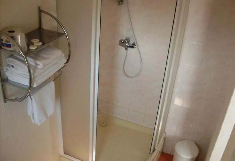 ユースホステル Promohotel Slavie