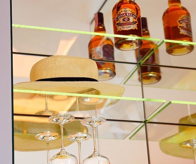 Bed and Breakfast Horizon Luxury Suites & Design Rooms