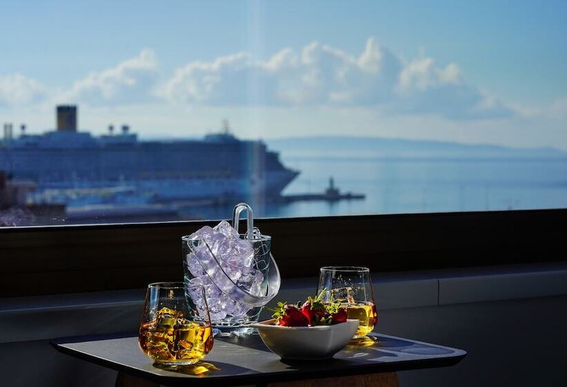 Bed and Breakfast Horizon Luxury Suites & Design Rooms