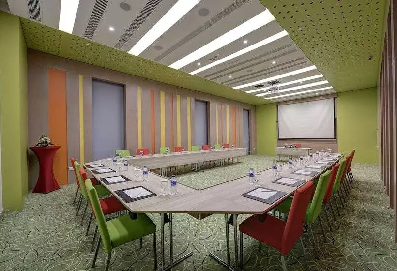 هتل Al Khoory Atrium