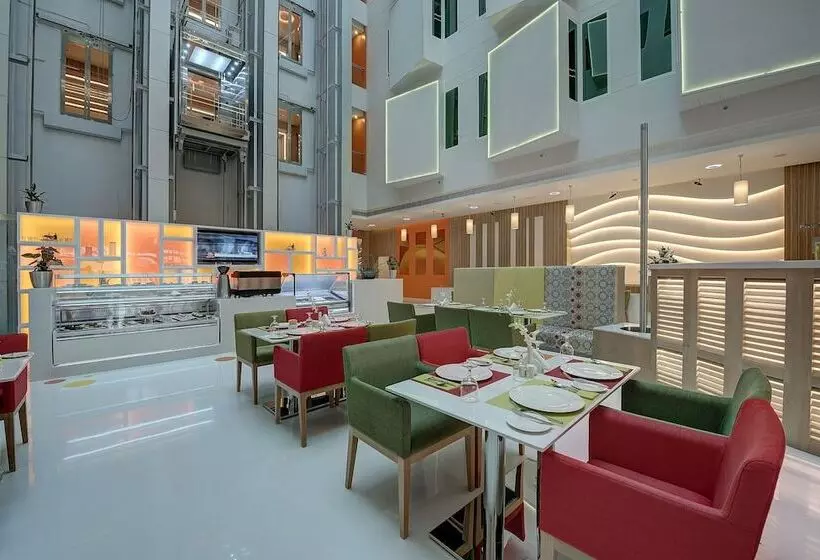 هتل Al Khoory Atrium