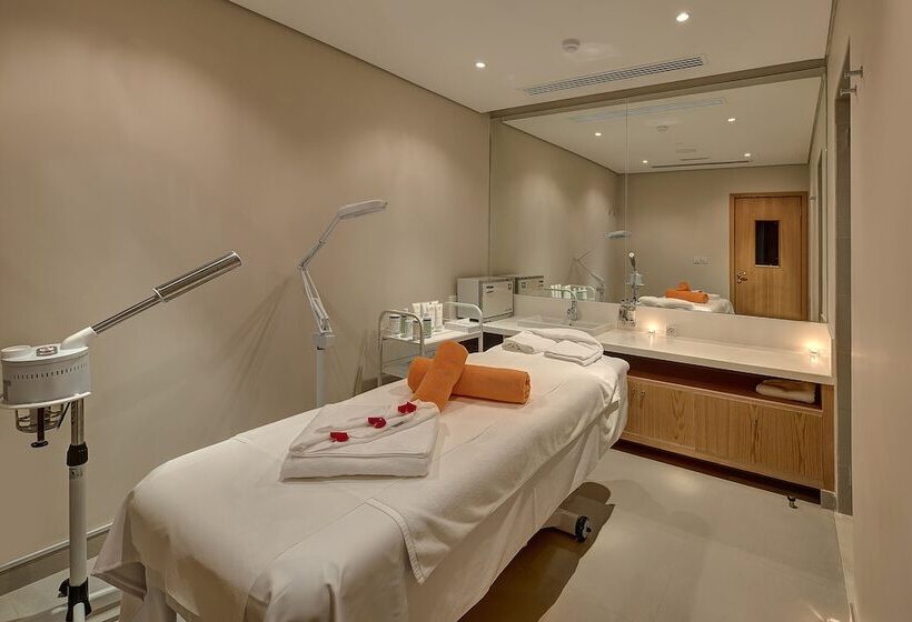 هتل Al Khoory Atrium