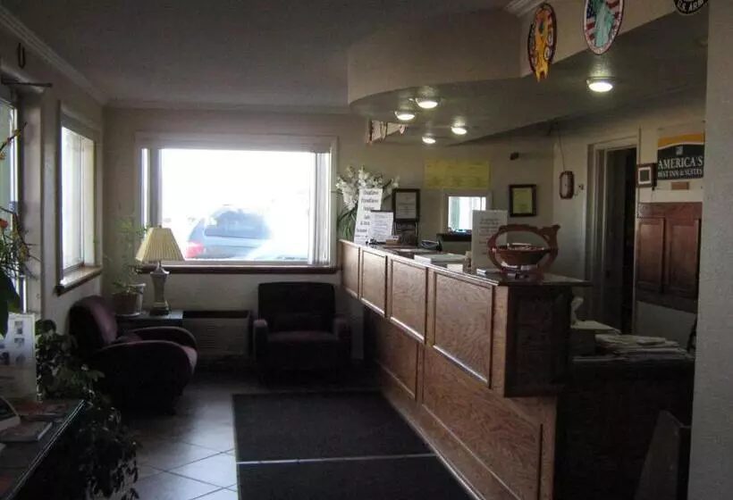 ホテル America's Best Inn and Suites Emporia