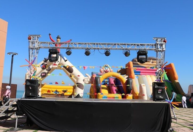 هتل Aquamarine Kuwait Resort