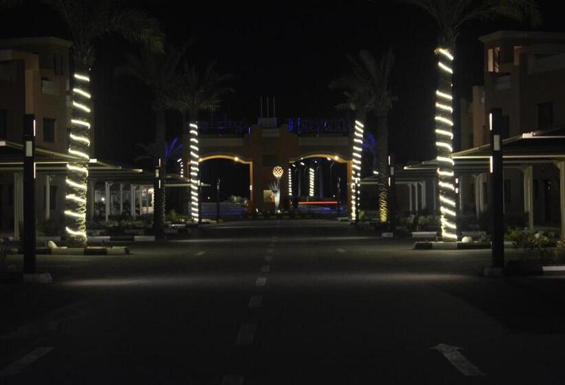 هتل Aquamarine Kuwait Resort