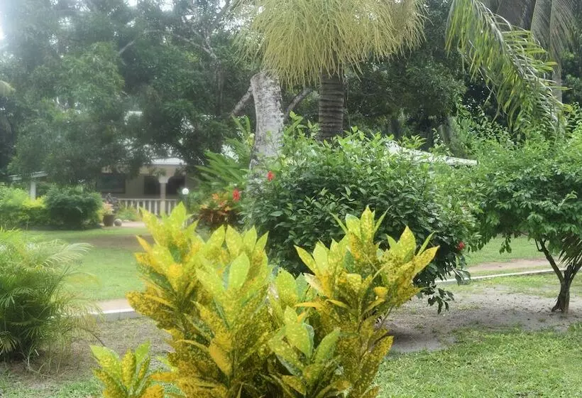 هتل Chalet Bamboo Vert
