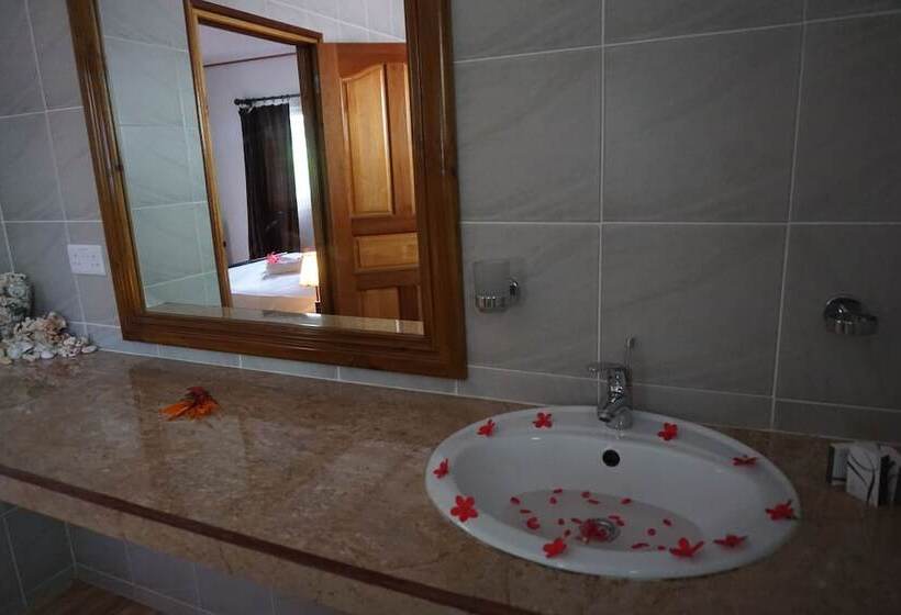 هتل Chalet Bamboo Vert