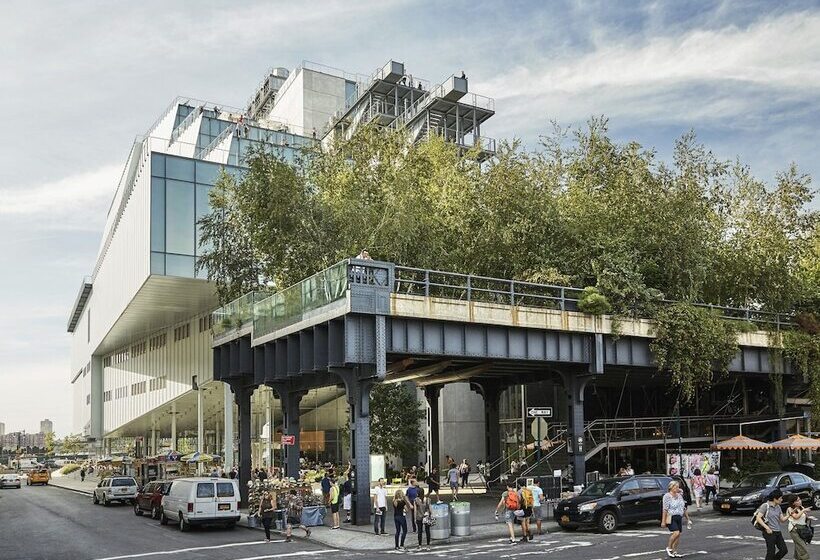 Four Seasons Hotel New York Downtown