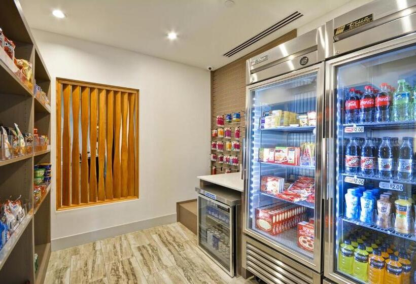 فندق Holiday Inn Express Evansville, An Ihg