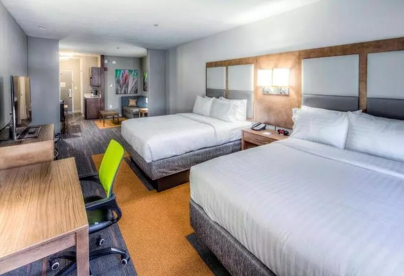 ホテル Holiday Inn Express & Suites Cleveland/westlake, An Ihg