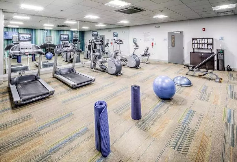 ホテル Holiday Inn Express & Suites Cleveland/westlake, An Ihg