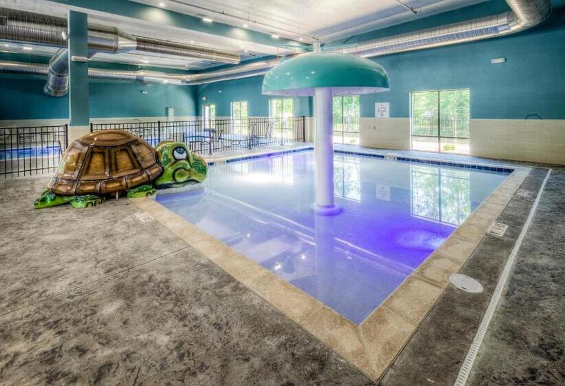 Отель Holiday Inn Express & Suites Cleveland/westlake, An Ihg