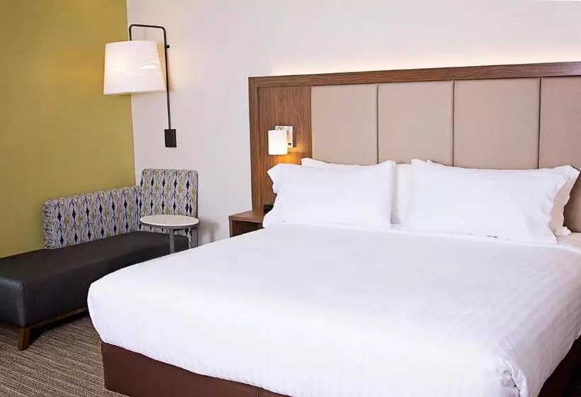 ホテル Holiday Inn Express & Suites Greenwood Mall, An Ihg