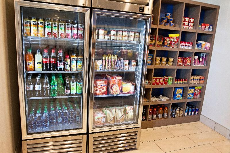 בית מלון כפרי Holiday Inn Express & Suites Greenwood Mall, An Ihg