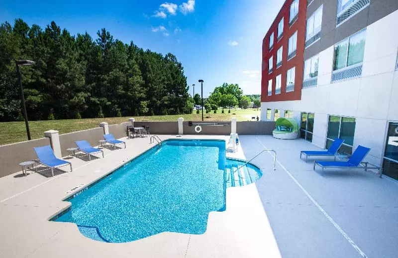 ホテル Holiday Inn Express & Suites Greenwood Mall, An Ihg