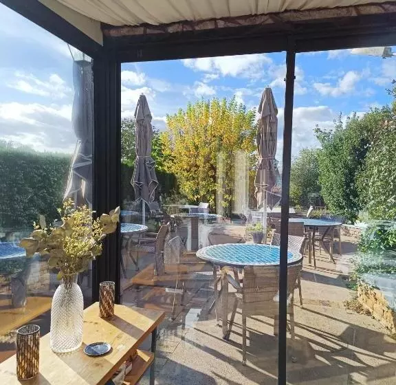 هتل Hôtel La Reconce